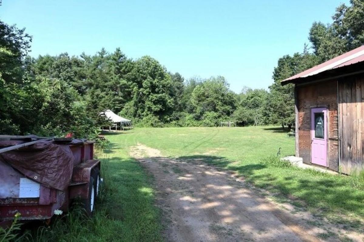  Land in Lee, USA No. 551948