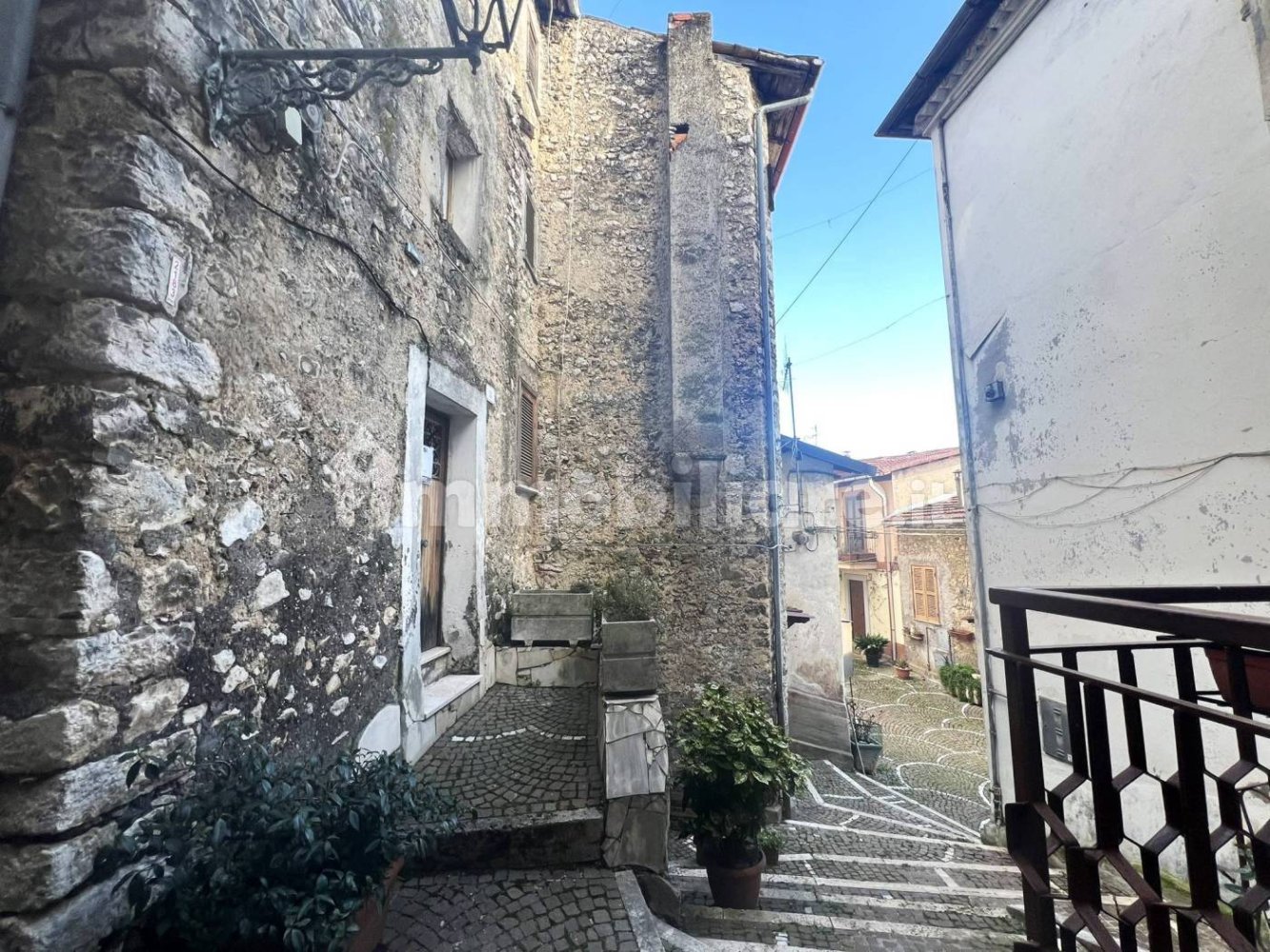 Apartamento de 2 dormitorios en Fiuggi, Italy No. 222543