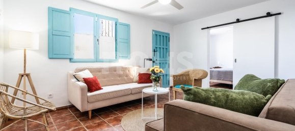 6 bedrooms House in Granadilla, Spain No. 16212 2