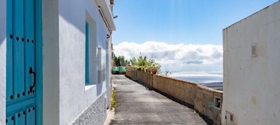 6 bedrooms House in Granadilla, Spain No. 16212 5