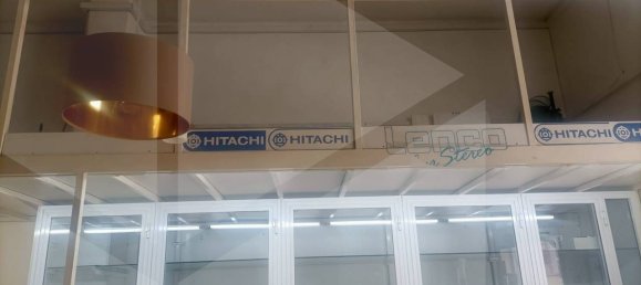 3 rooms Commercial property in Bari, Italy No. 21998 13