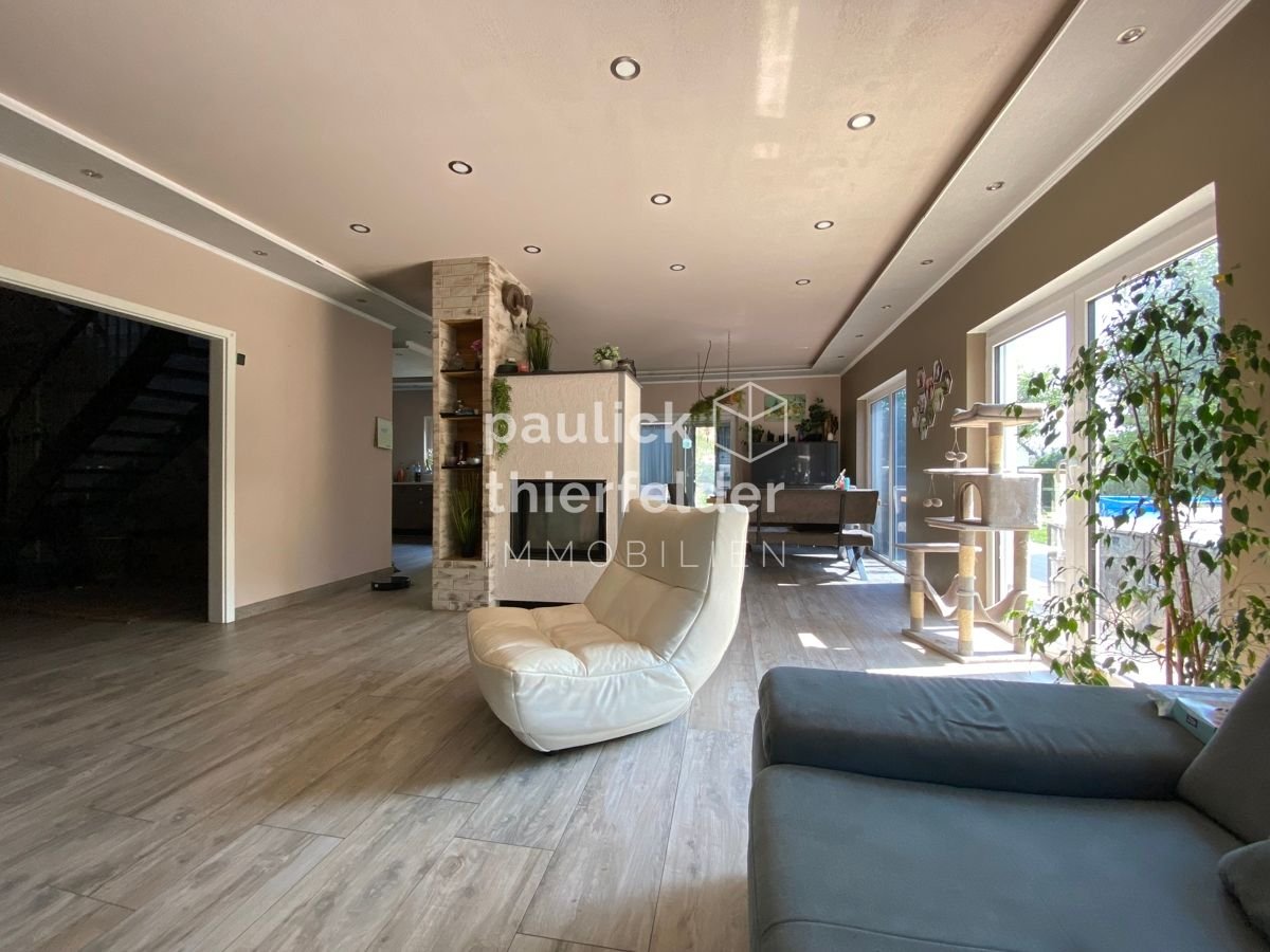 5 rooms Villa in Leipzig, Germany No. 33325