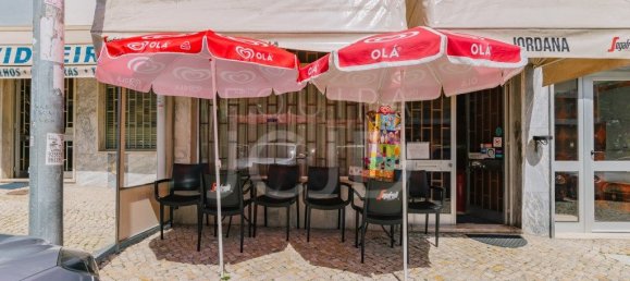 64m² Commercial property in Oeiras, Portugal No. 81070 15