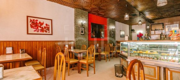 64m² Commercial property in Oeiras, Portugal No. 81070 10