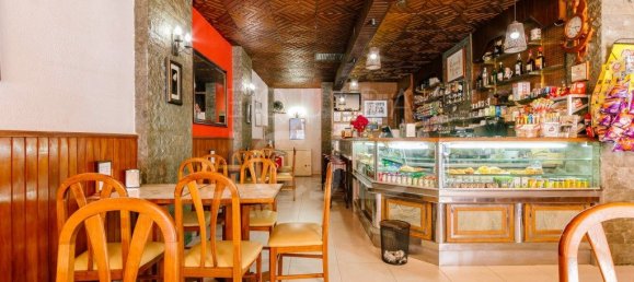 64m² Commercial property in Oeiras, Portugal No. 81070 4