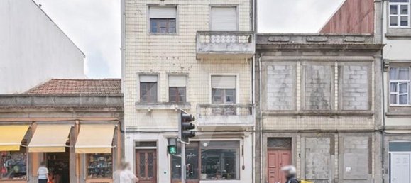 6 bedrooms Building in Porto, Portugal No. 32631 19