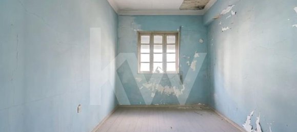 6 bedrooms Building in Porto, Portugal No. 32631 8