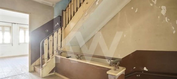 6 bedrooms Building in Porto, Portugal No. 32631 12