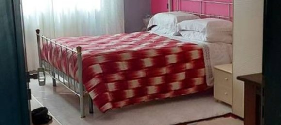 4 rooms Apartment in Sant'Arsenio, Italy No. 272866 3