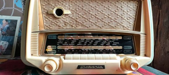 4 bedrooms House in Chartres, France No. 96983 11