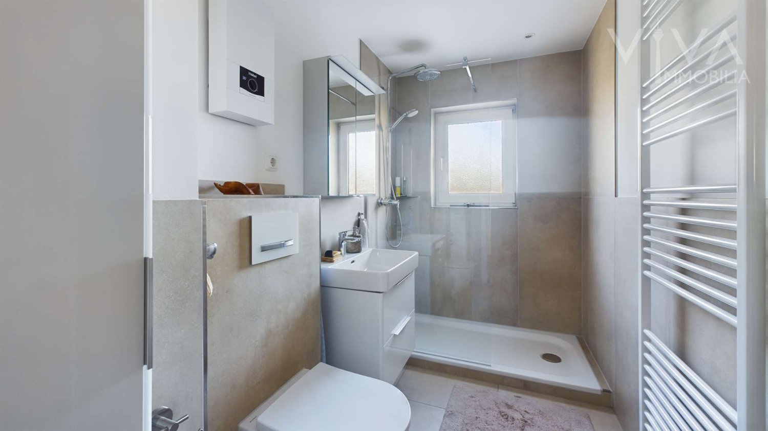 Apartamento de 3 divisões em Dusseldorf, Germany N.º 77206