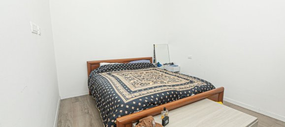 4-salle Appartement à Genoa, Italy No. 60413 10