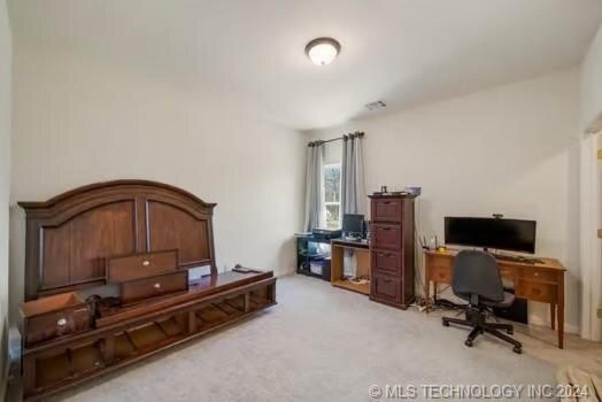  Land in Wyandotte, USA No. 491199