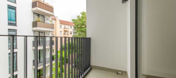 2 rooms Apartment in Wilmersdorf, Germany No. 371752 5