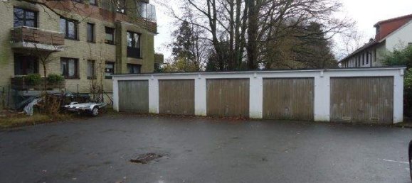 Parkplatz in Wandsbek, Germany, Nr. 333999 3