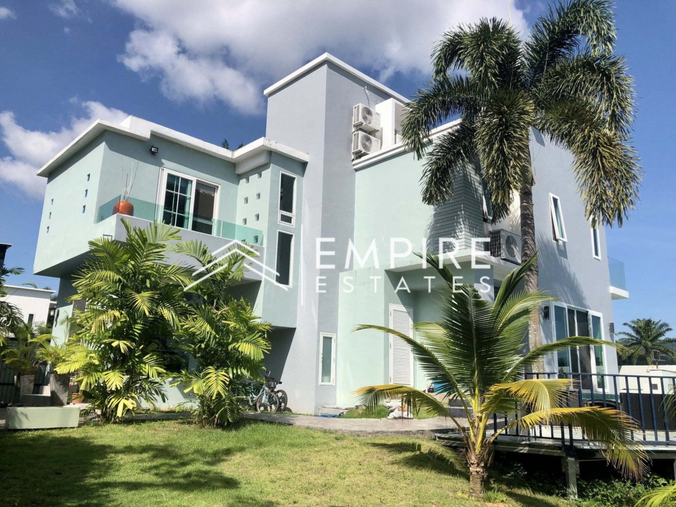 3 bedrooms Villa in Kathu, Thailand No. 5945