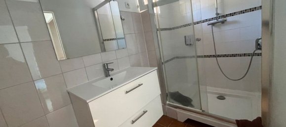 2 bedrooms House in Mauguio, France No. 338674 4