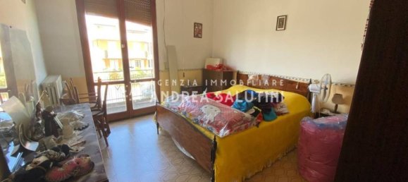 4 bedrooms House in Castelfranco di Sotto, Italy No. 261801 4