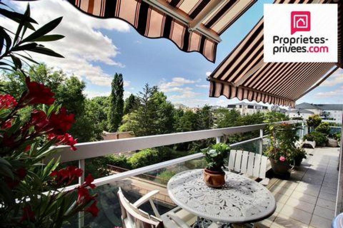 Apartamento de 4 dormitorios en Montargis, France No. 5976