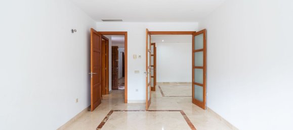 4 bedrooms House in Cadiz, Spain No. 26622 11