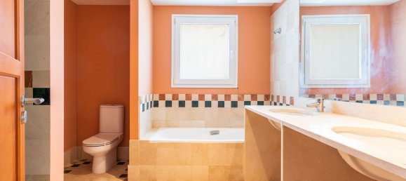 4 bedrooms House in Cadiz, Spain No. 26622 37