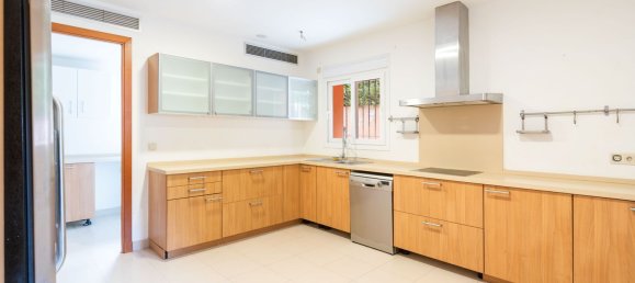 4 bedrooms House in Cadiz, Spain No. 26622 13