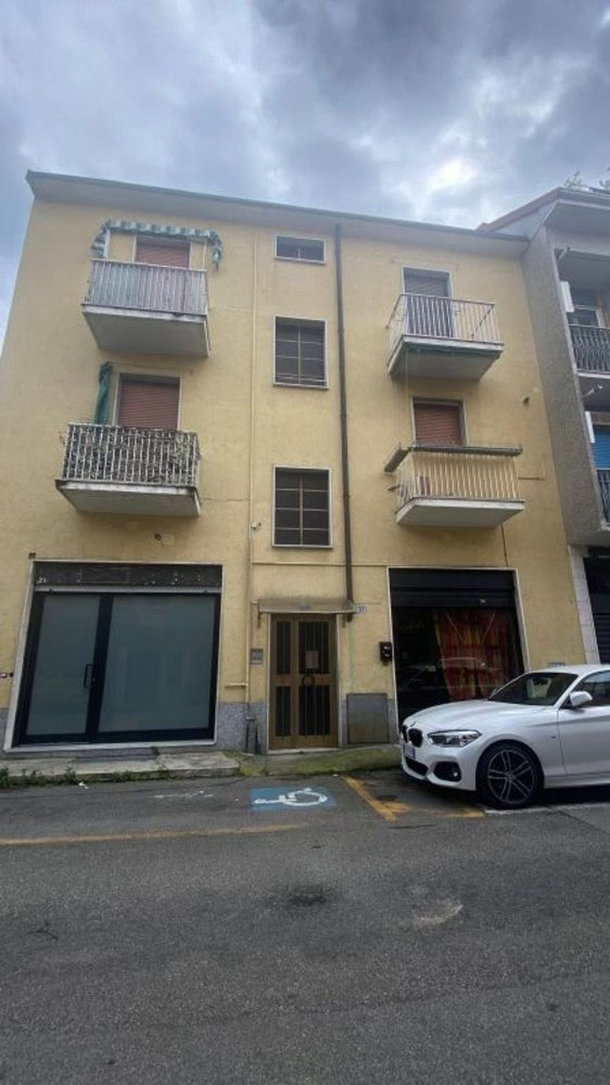 2 rooms Apartment in Bresso, Italy No. 219967