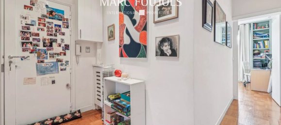 1 bedroom Apartment in Paris, France No. 163276 3