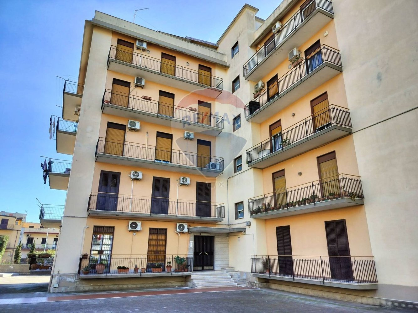 Apartamento T4 em Catania, Italy N.º 168646