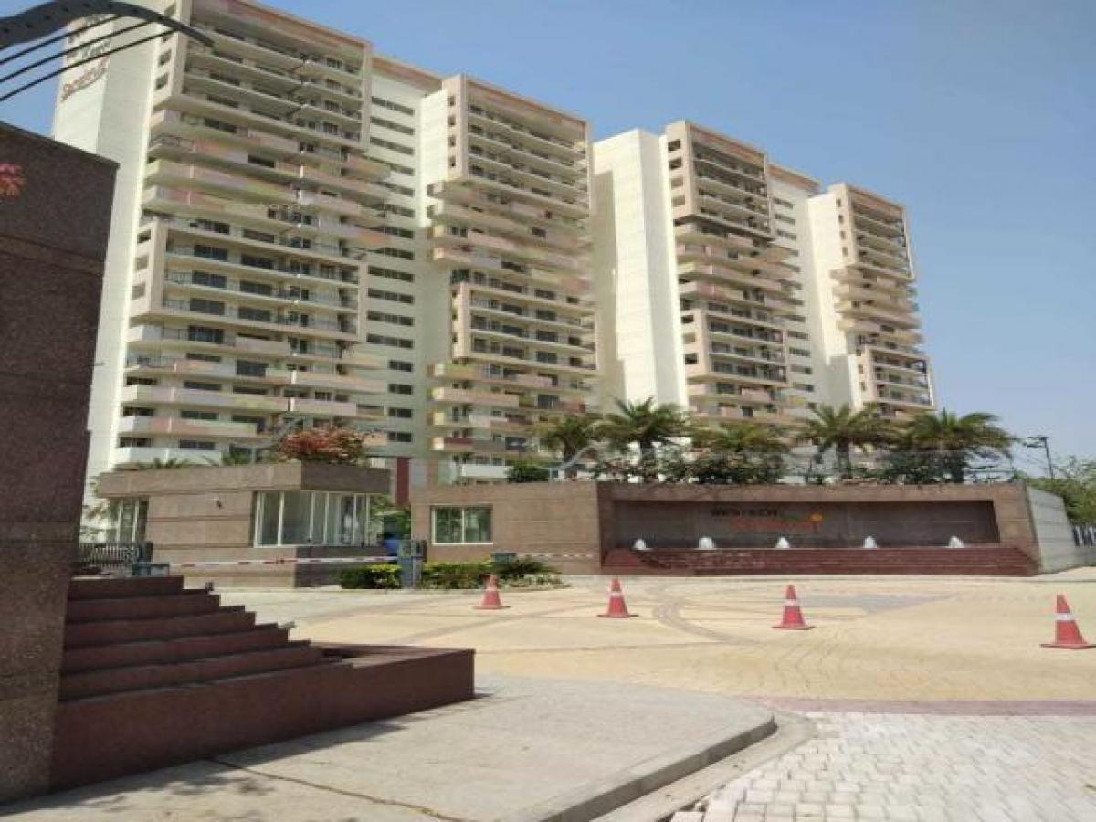 3 bedrooms House in Gurgaon, India No. 21551