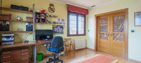 5 Schlafzimmer Villa in San Vicente del Raspeig, Spain, Nr. 798 25