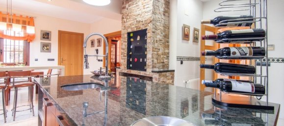 5 Schlafzimmer Villa in San Vicente del Raspeig, Spain, Nr. 798 10