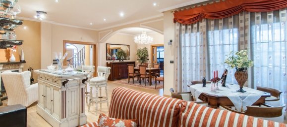 5 Schlafzimmer Villa in San Vicente del Raspeig, Spain, Nr. 798 6