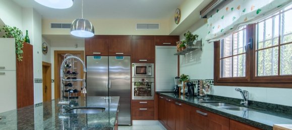 5 Schlafzimmer Villa in San Vicente del Raspeig, Spain, Nr. 798 8