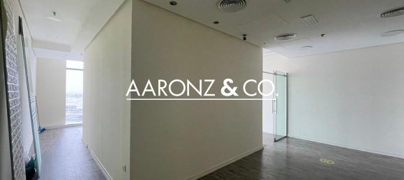 Oficina en Business Bay, UAE 59 m² No. 110223 10