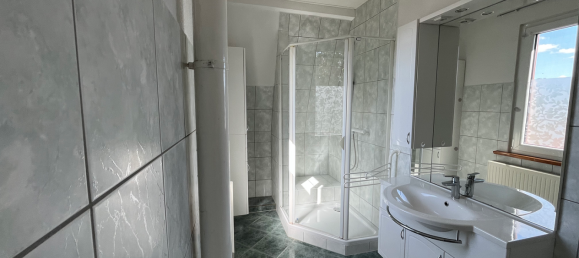 3 bedrooms House in Wartburgkreis, Germany No. 226526 9