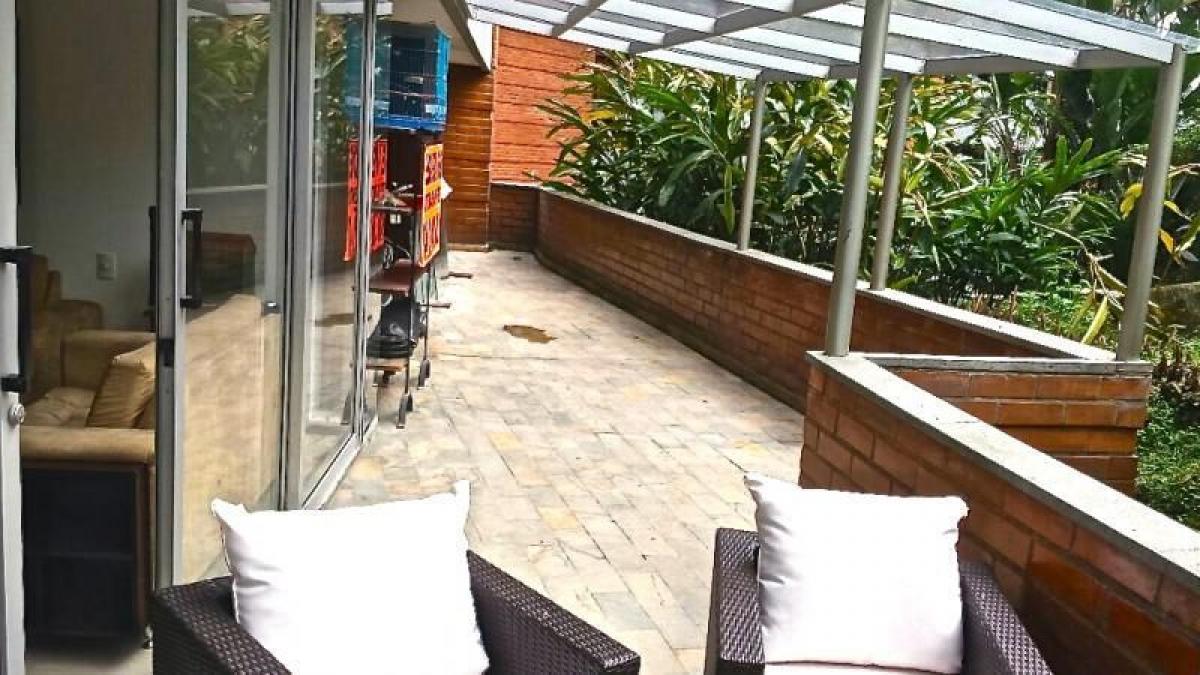 Casa de 4 dormitorios en Antioquia, Colombia No. 7044