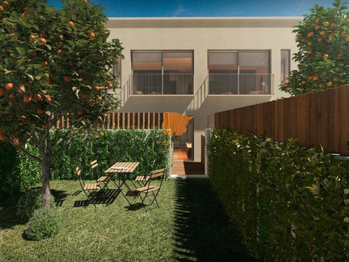 2 bedrooms Apartment in Lisbon, Portugal No. 3241