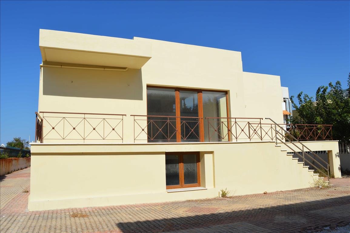 2 rooms Property in Loutraki, Greece No. 6961