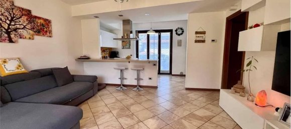 Villa de 5 divisões em Besozzo, Italy N.º 41628 23