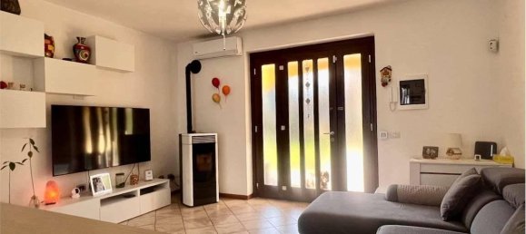 Villa de 5 divisões em Besozzo, Italy N.º 41628 25