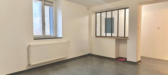 4 bedrooms House in Lay-Saint-Christophe, France No. 54193 3