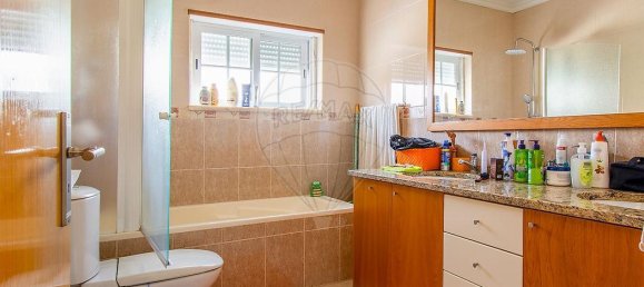 4 Schlafzimmer Haus in Loures, Portugal, Nr. 69960 9