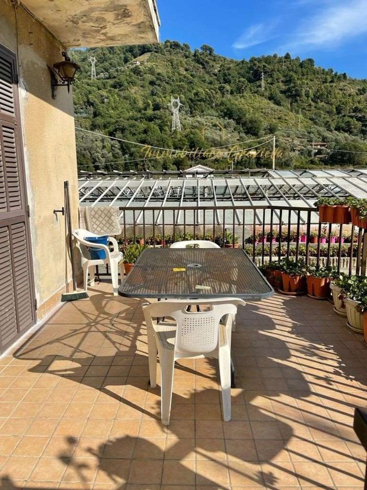 4 rooms Apartment in Camporosso, Italy No. 206661
