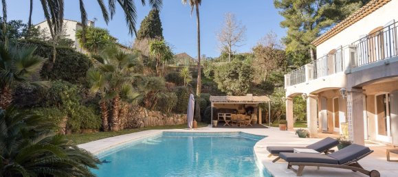 5 bedrooms Villa in Antibes, France No. 38230 7