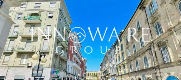 3 bedrooms Apartment in Macerata, Italy No. 291341 2