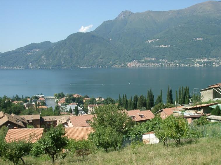  Land in Bellano, Italy No. 154402