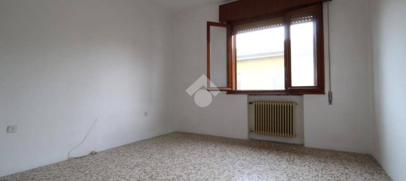 5 bedrooms Villa in Suzzara, Italy No. 310951 19