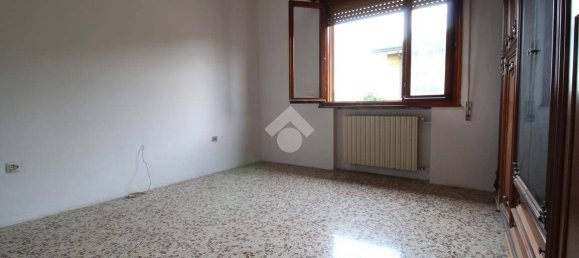 5 bedrooms Villa in Suzzara, Italy No. 310951 18