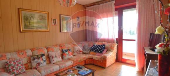 3 Schlafzimmer Wohnung in Savona, Italy, Nr. 36229 8
